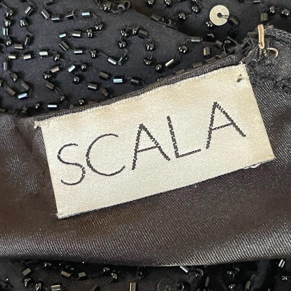 Scala Bodycon Dress Maxi-Halter Beading/Sequin Built-Bra
Silk Size (4-6 ?) - Picture 12 of 12